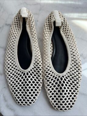H&M Light Beige Braided Flats